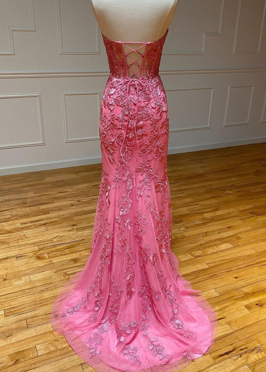 Sky Blue Tulle Mermaid Evening Dress with Strapless Neckline and Appliques