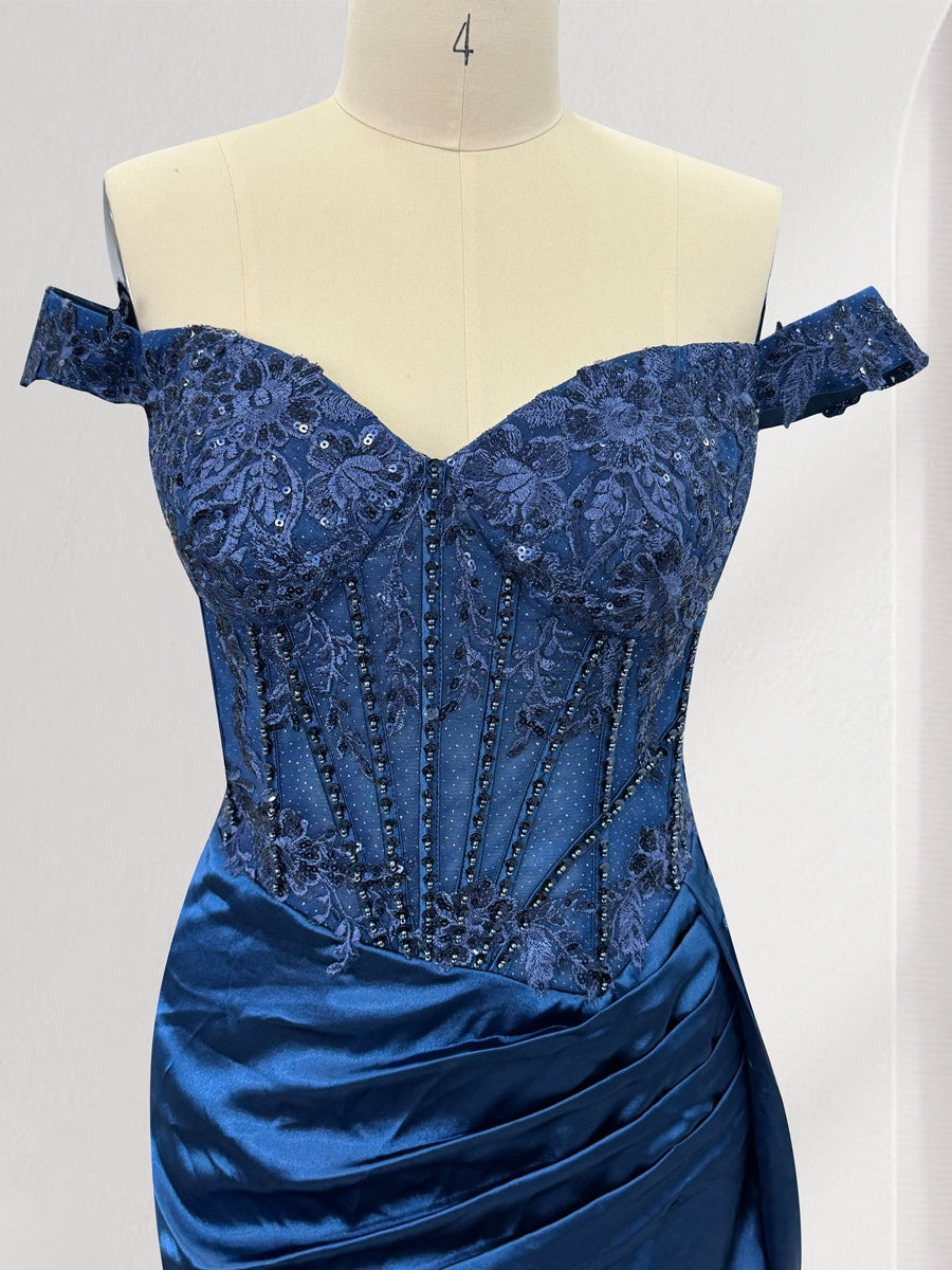 Averill navy blue side view prom dress