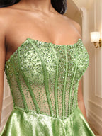 Zora Mae Emerald side view prom dress