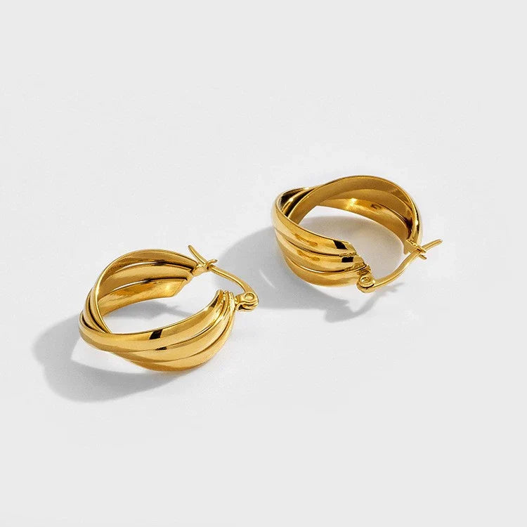 Aurelia Hoop Gold front view jewelry