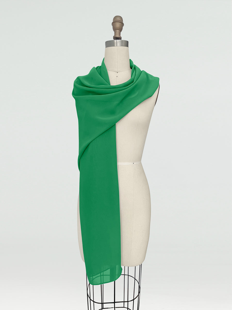 Aeris Wrap Forest Green front view all accessories