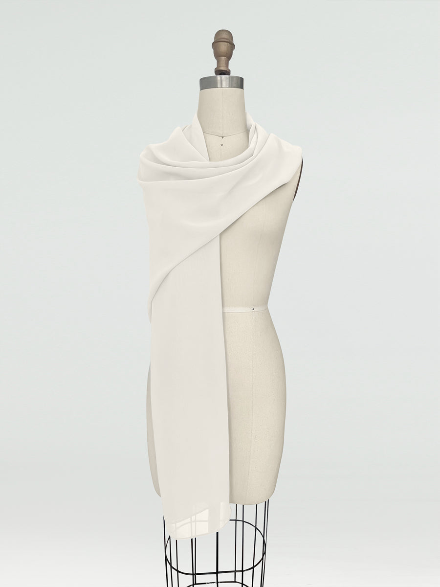 Aeris Wrap Ivory alternate view all accessories