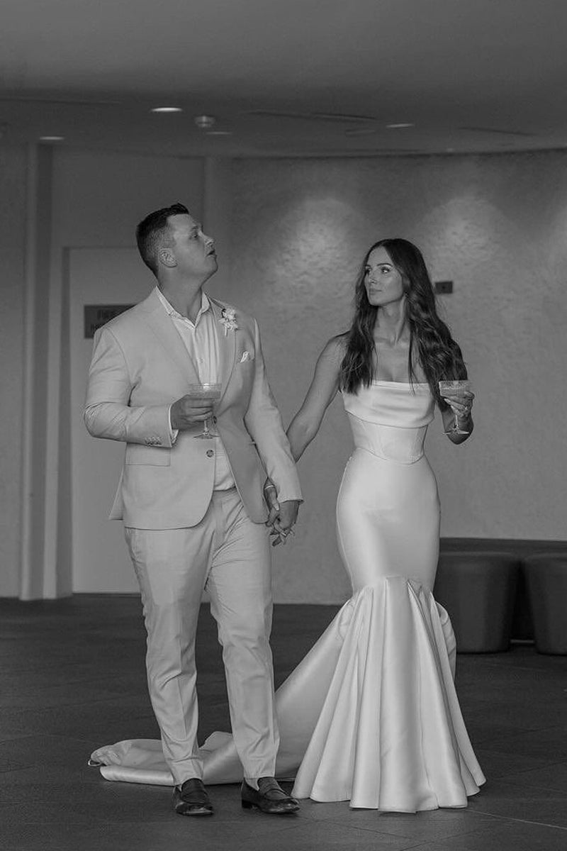 Aurelia Louise detail image 5 wedding dress