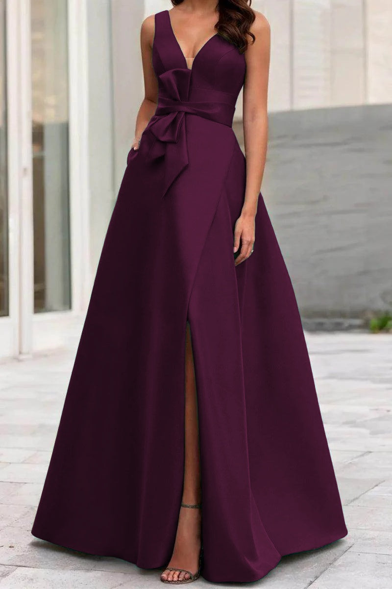 Elegant A Line V Neck Sleeveless Mother of the Bride Dress