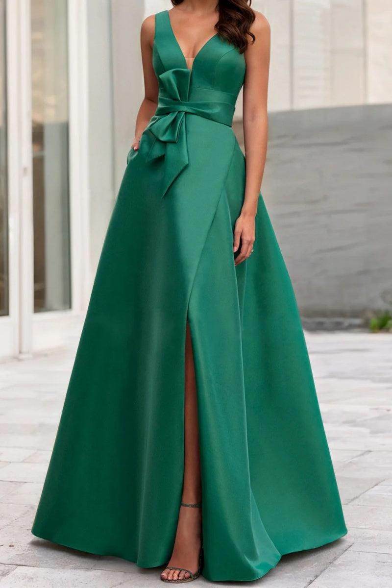 Elegant A Line V Neck Sleeveless Mother of the Bride Dress