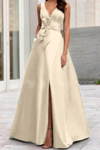 Elegant A Line V Neck Sleeveless Mother of the Bride Dress
