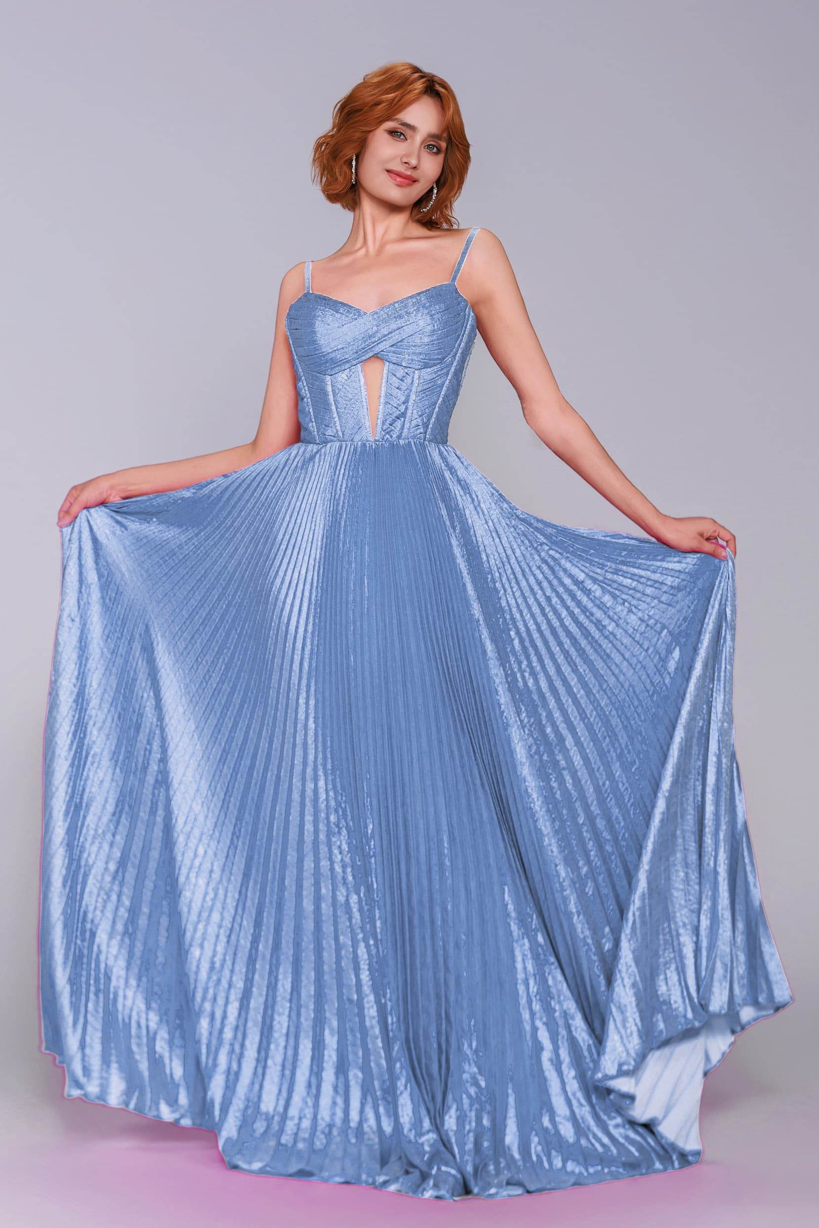 Elegant A Line Maxi Metallic Prom Dress for Prom
