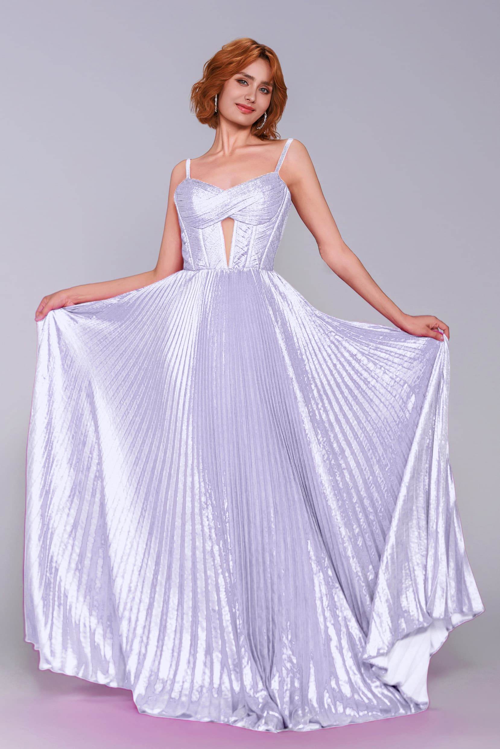 Elegant A Line Maxi Metallic Prom Dress for Prom