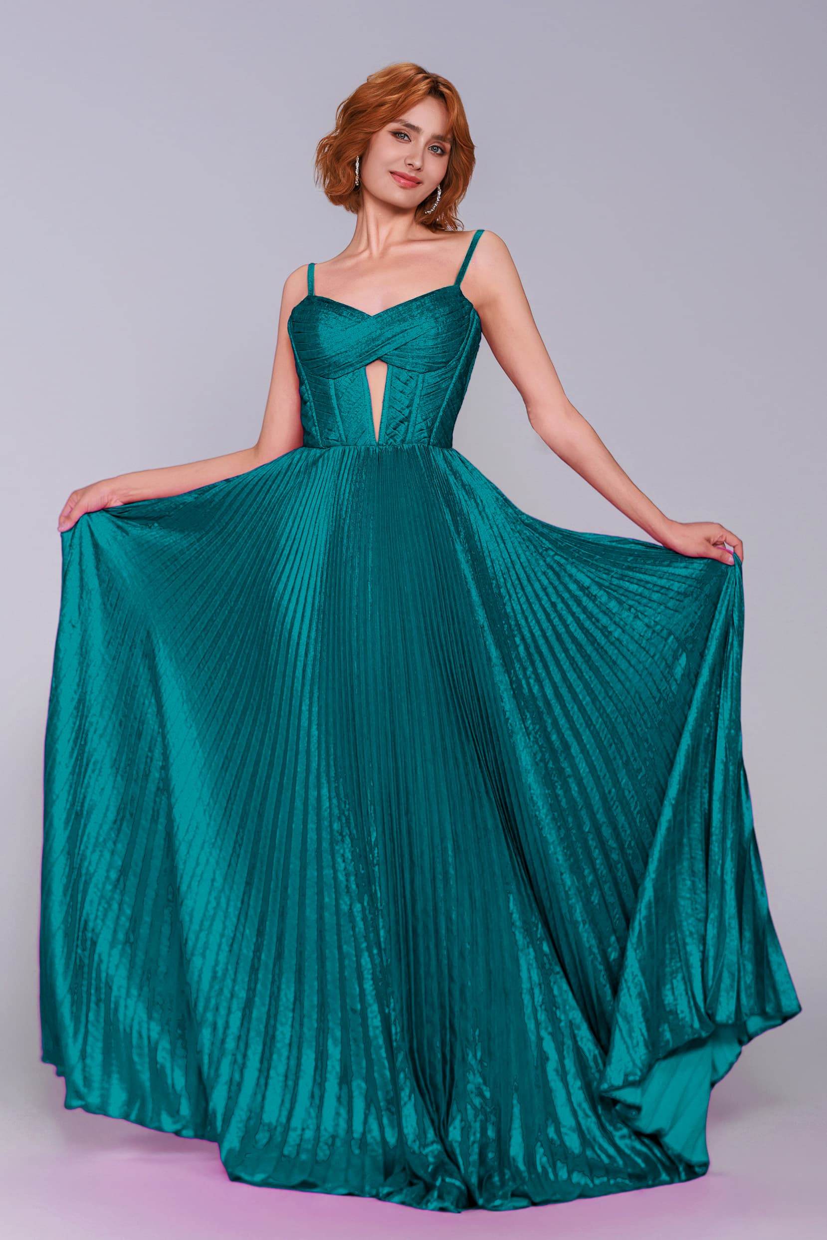 Elegant A Line Maxi Metallic Prom Dress for Prom