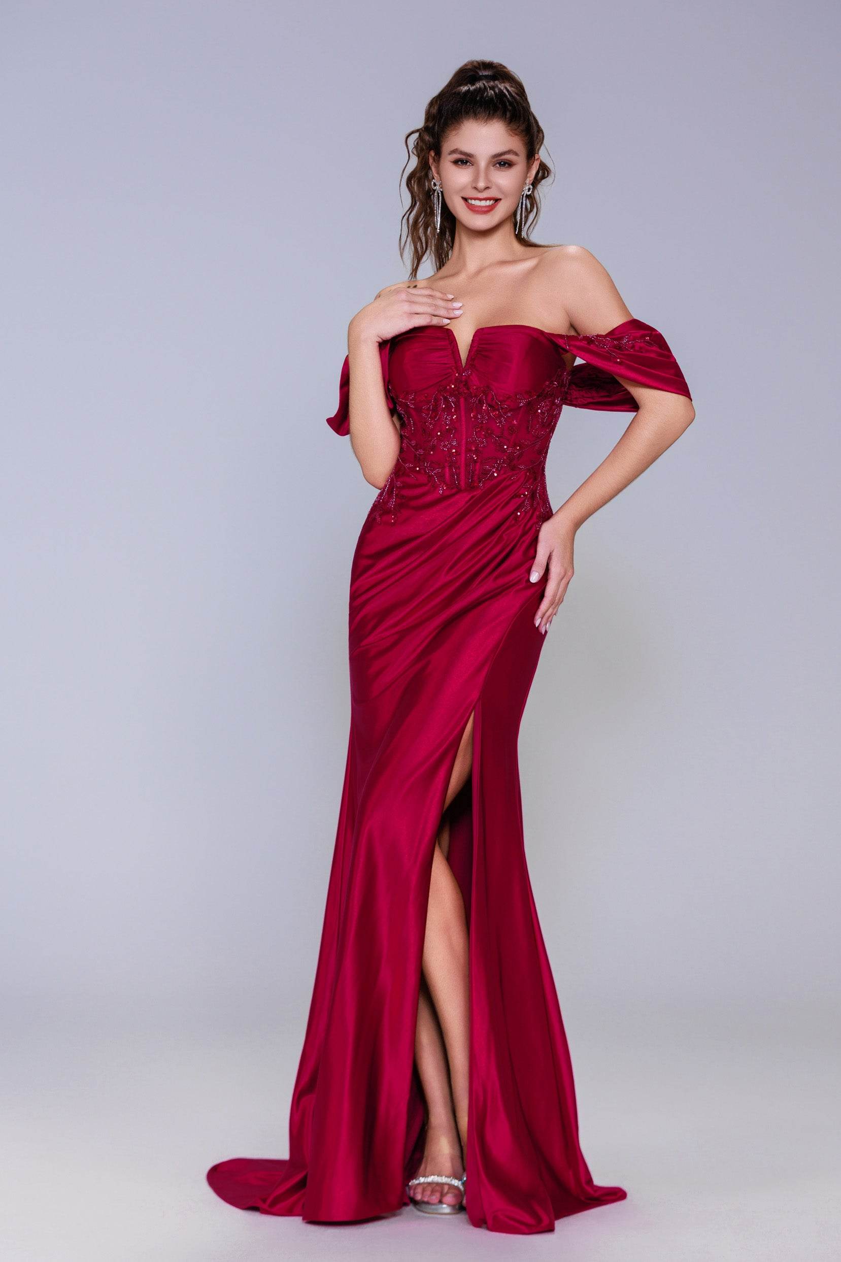 Elegant Sheath Column Sweep Brush Train Stretch Satin Prom Dress for Prom