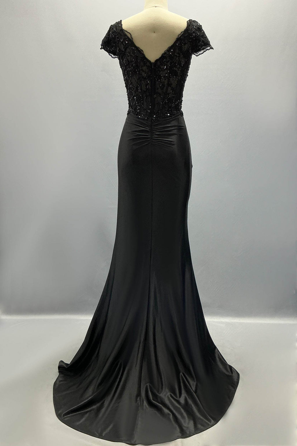 Elegant Sheath Column Sweep Brush Train Stretch Satin Prom Dress for Prom
