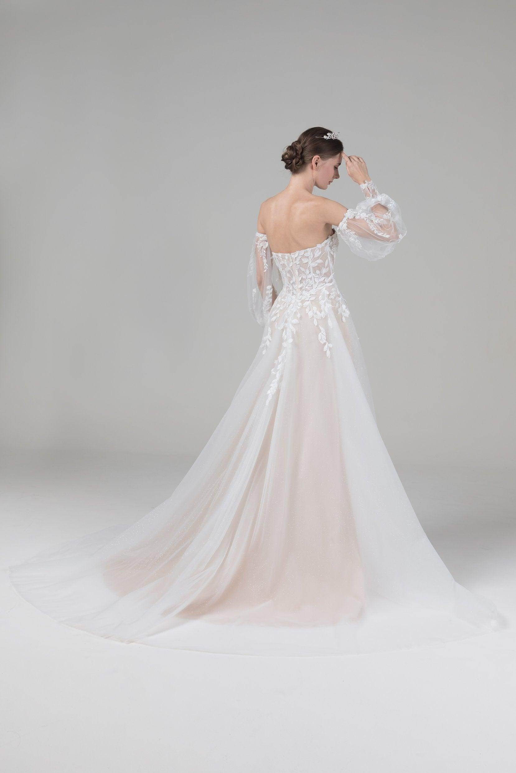 Elegant A Line Court Train Tulle Wedding Dress Wedding Dress