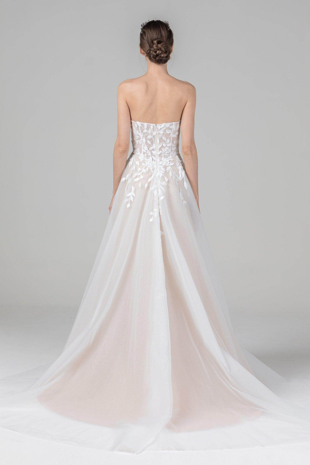 Elegant A Line Court Train Tulle Wedding Dress Wedding Dress