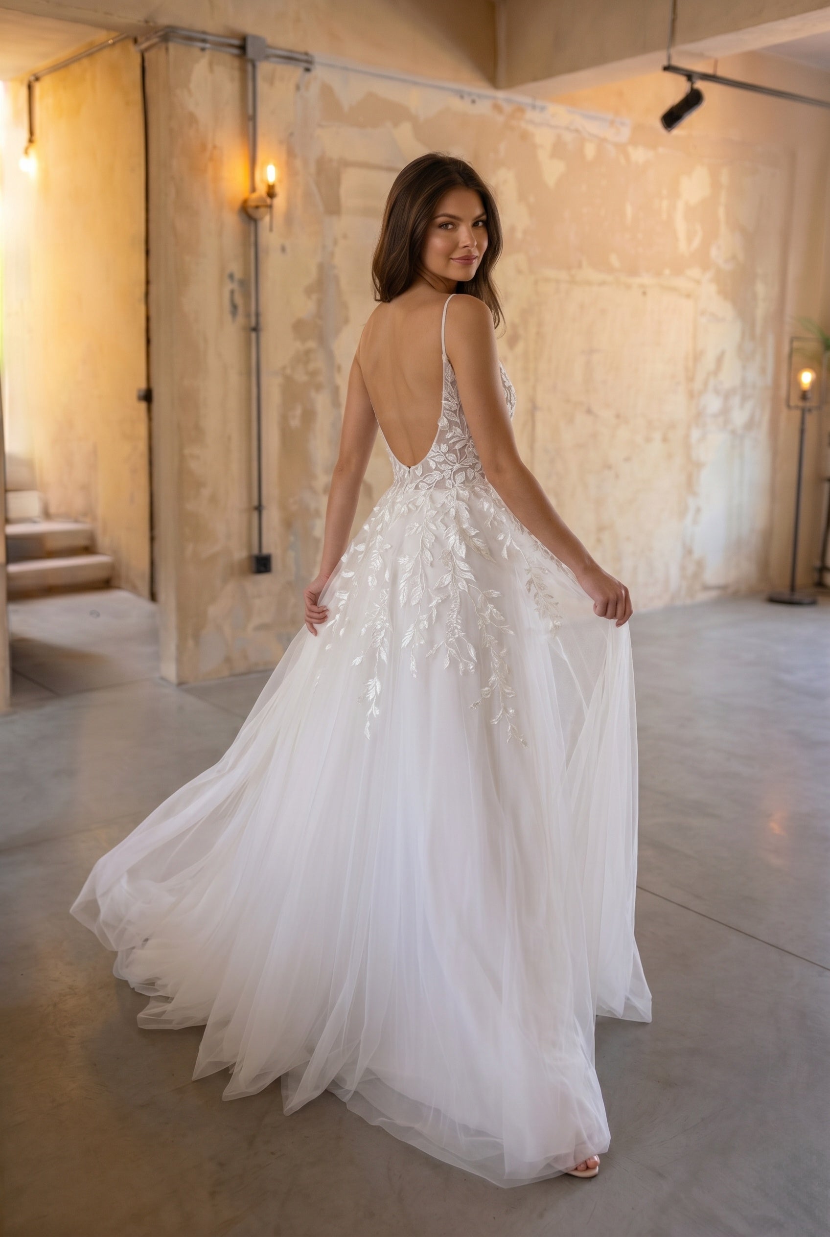 Elegant A Line Sweep Brush Train Lace Tulle Wedding Dress Wedding Dress