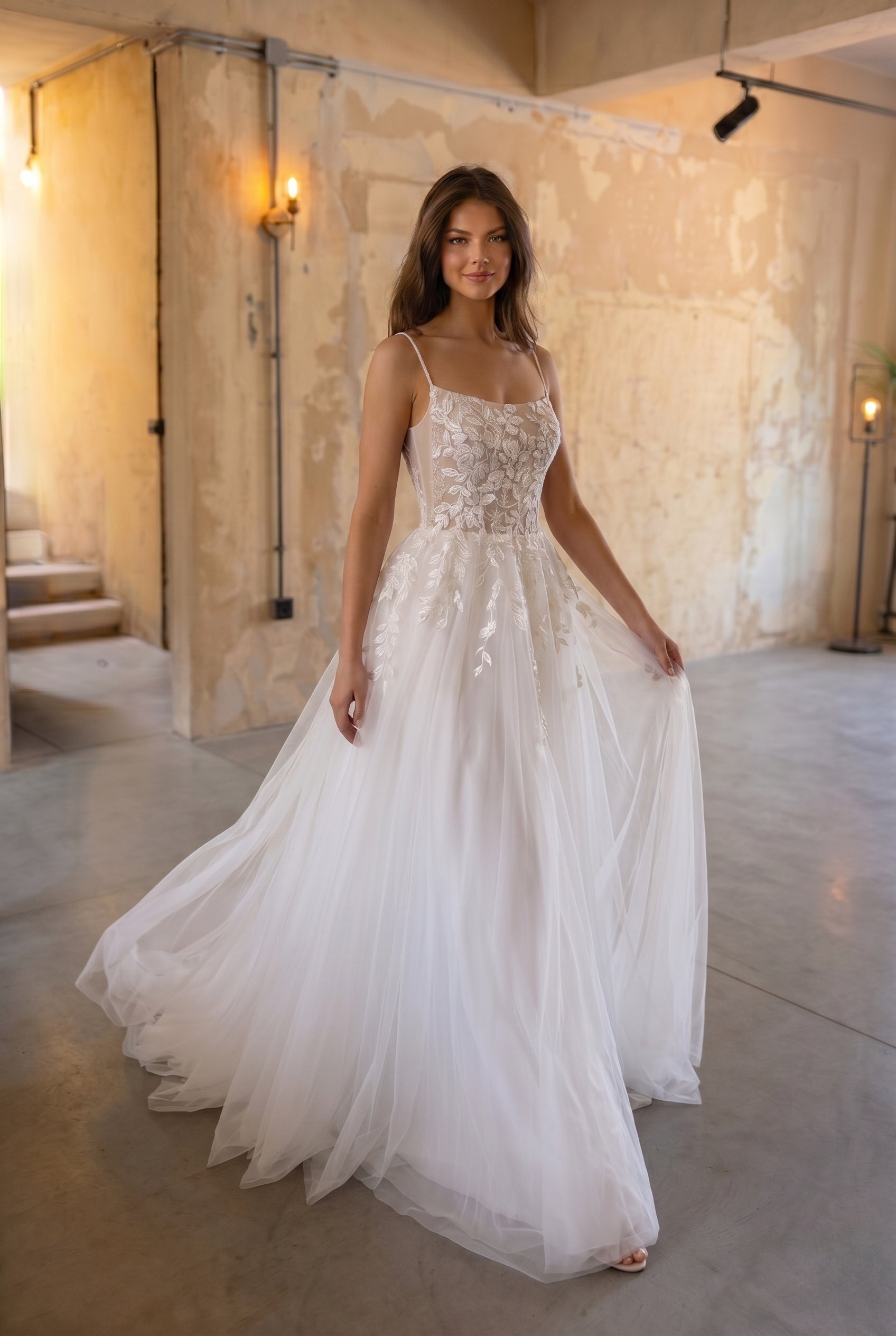 Elegant A Line Sweep Brush Train Lace Tulle Wedding Dress Wedding Dress