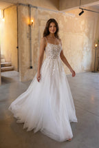 Elegant A Line Sweep Brush Train Lace Tulle Wedding Dress Wedding Dress