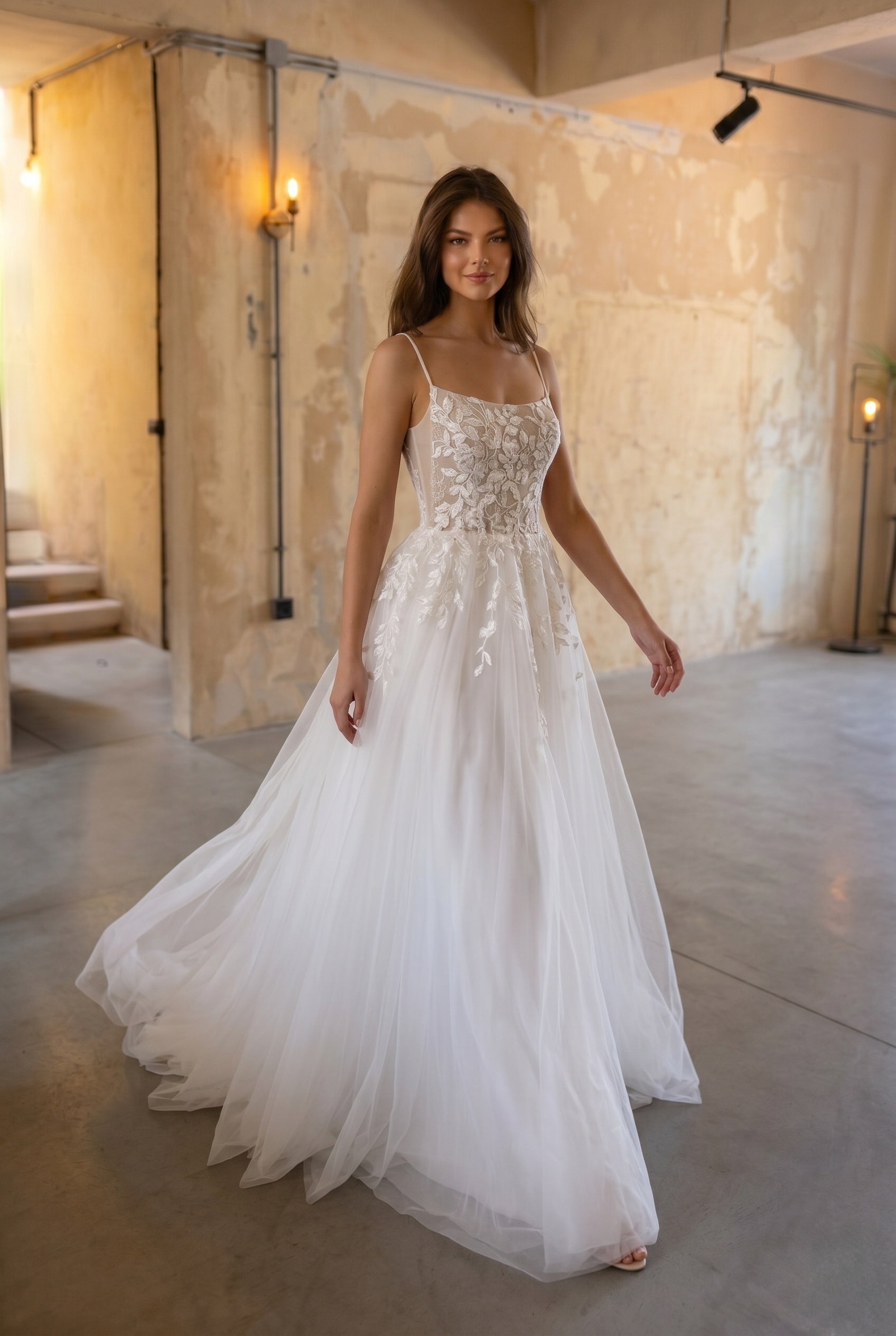Elegant A Line Sweep Brush Train Lace Tulle Wedding Dress Wedding Dress