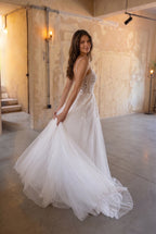 Elegant A Line Sweep Brush Train Lace Tulle Wedding Dress Wedding Dress