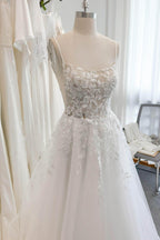Elegant A Line Sweep Brush Train Lace Tulle Wedding Dress Wedding Dress