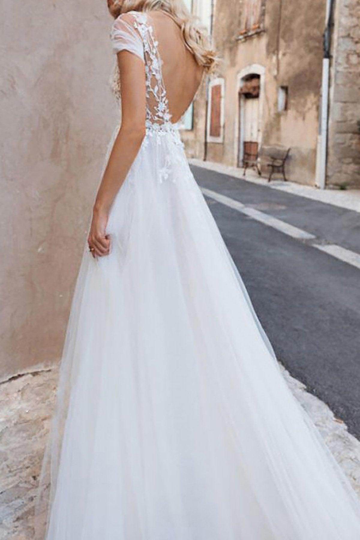 Elegant A Line Sweep Brush Train Lace Tulle Wedding Dress Wedding Dress