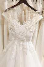 Elegant A Line Sweep Brush Train Lace Tulle Wedding Dress Wedding Dress