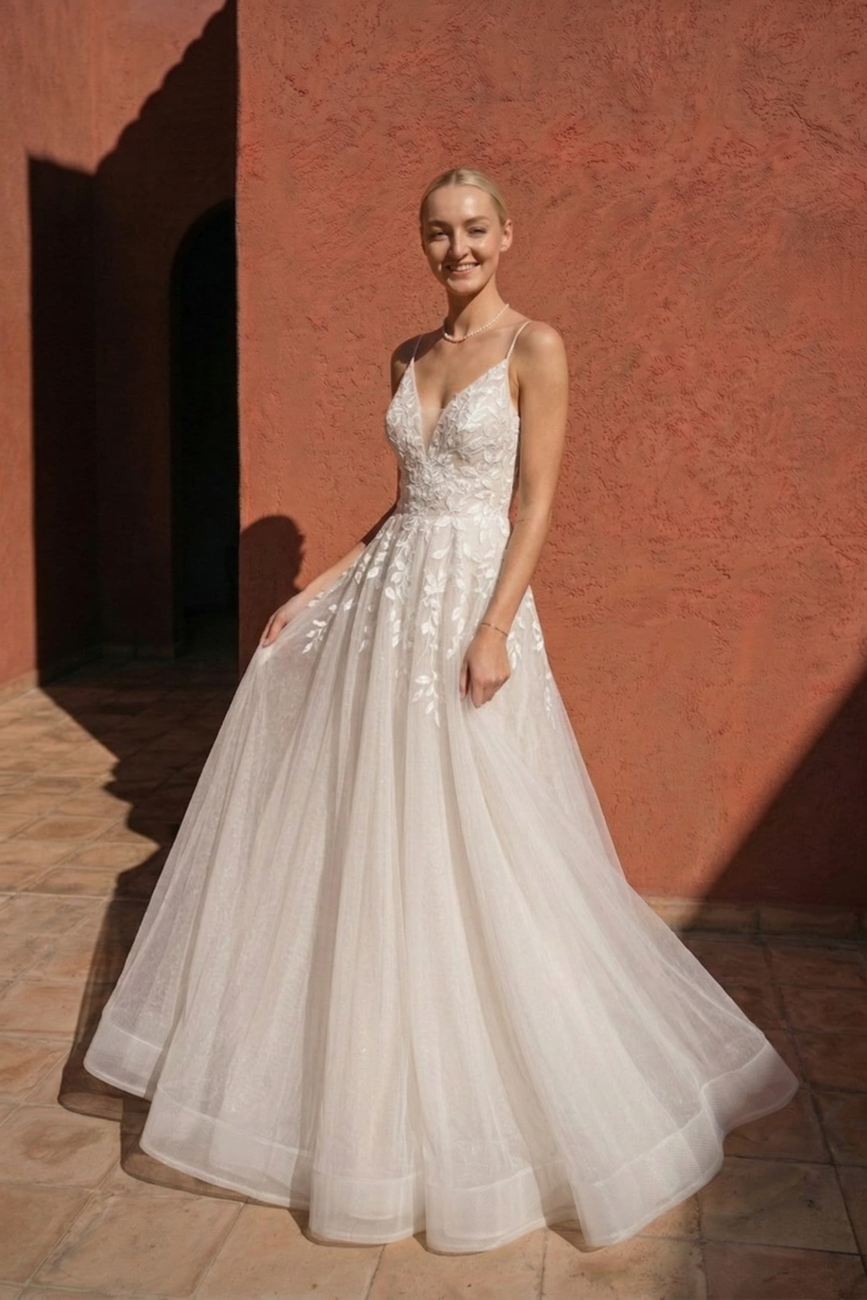 Elegant A Line Floor Length Lace Tulle Wedding Dress Wedding Dress