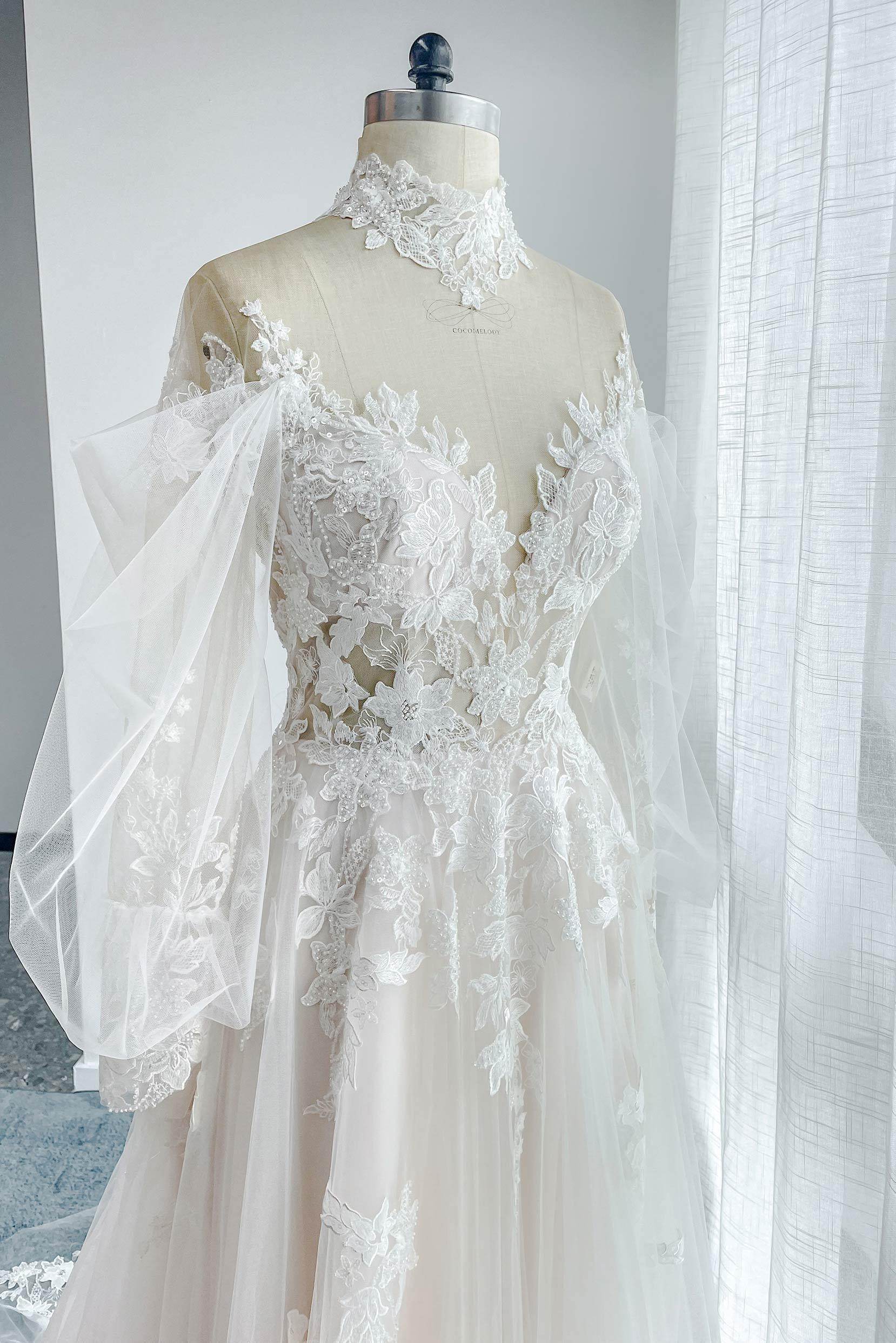 Elegant A Line Court Train Lace Tulle Wedding Dress Wedding Dress