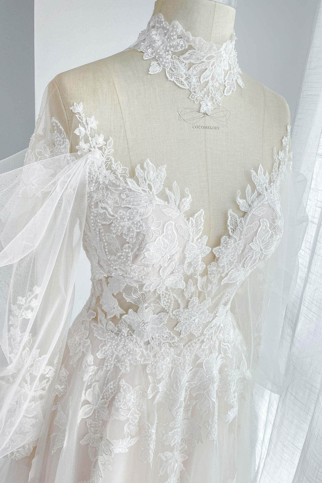 Elegant A Line Court Train Lace Tulle Wedding Dress Wedding Dress