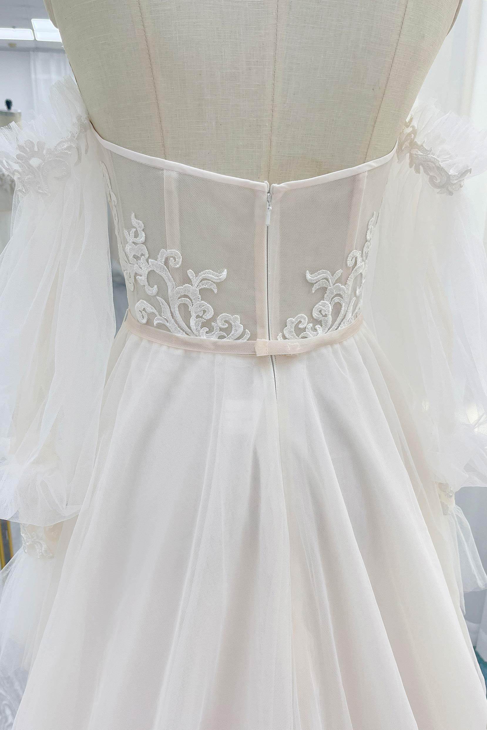 Elegant A Line Court Train Lace Tulle Wedding Dress Wedding Dress