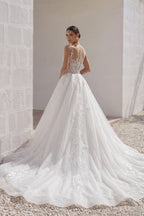 Elegant A Line Chapel Train Lace Tulle Wedding Dress Wedding Dress