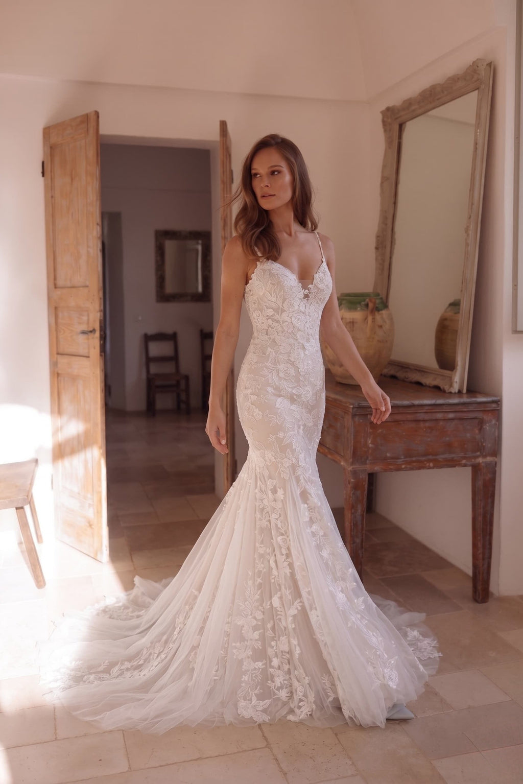 Elegant Trumpet Mermaid Chapel Train Lace Tulle Wedding Dress Wedding Dress