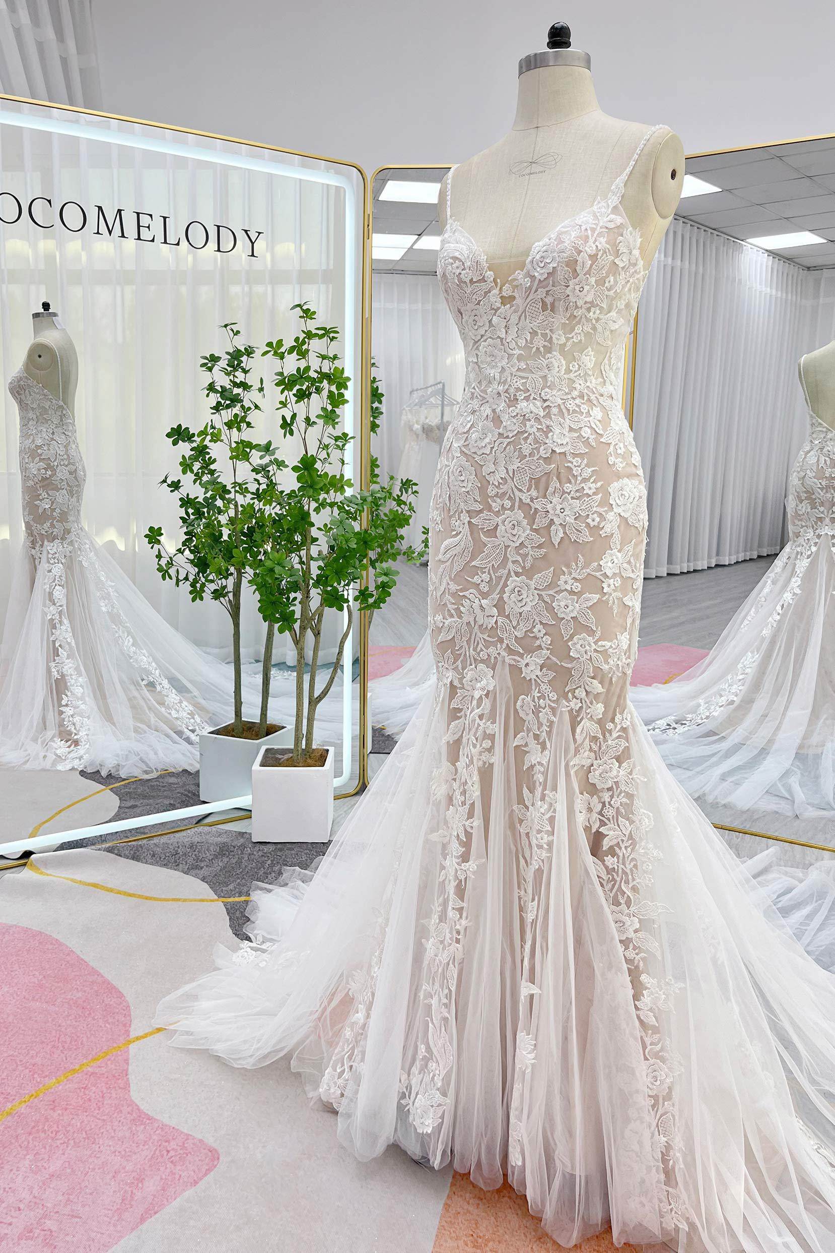 Elegant Trumpet Mermaid Chapel Train Lace Tulle Wedding Dress Wedding Dress