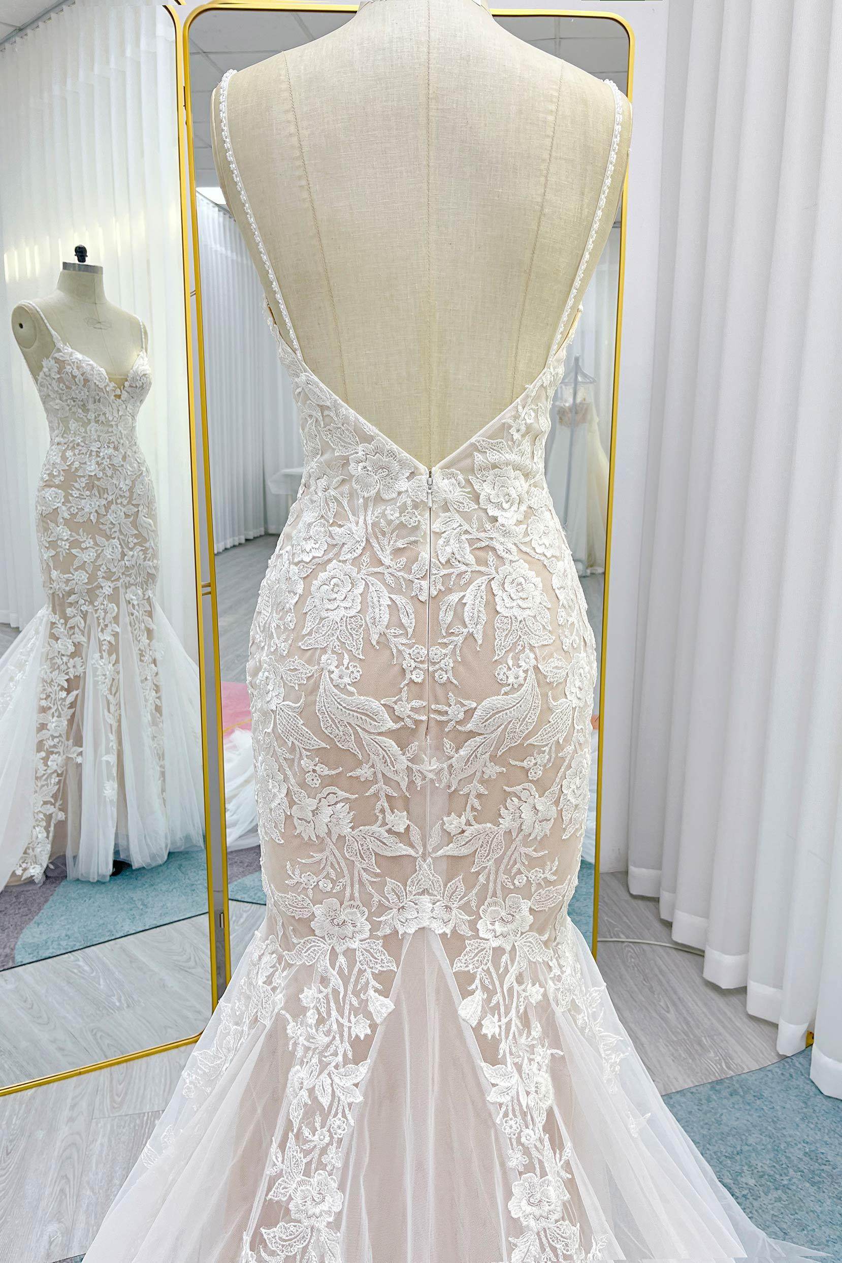 Elegant Trumpet Mermaid Chapel Train Lace Tulle Wedding Dress Wedding Dress