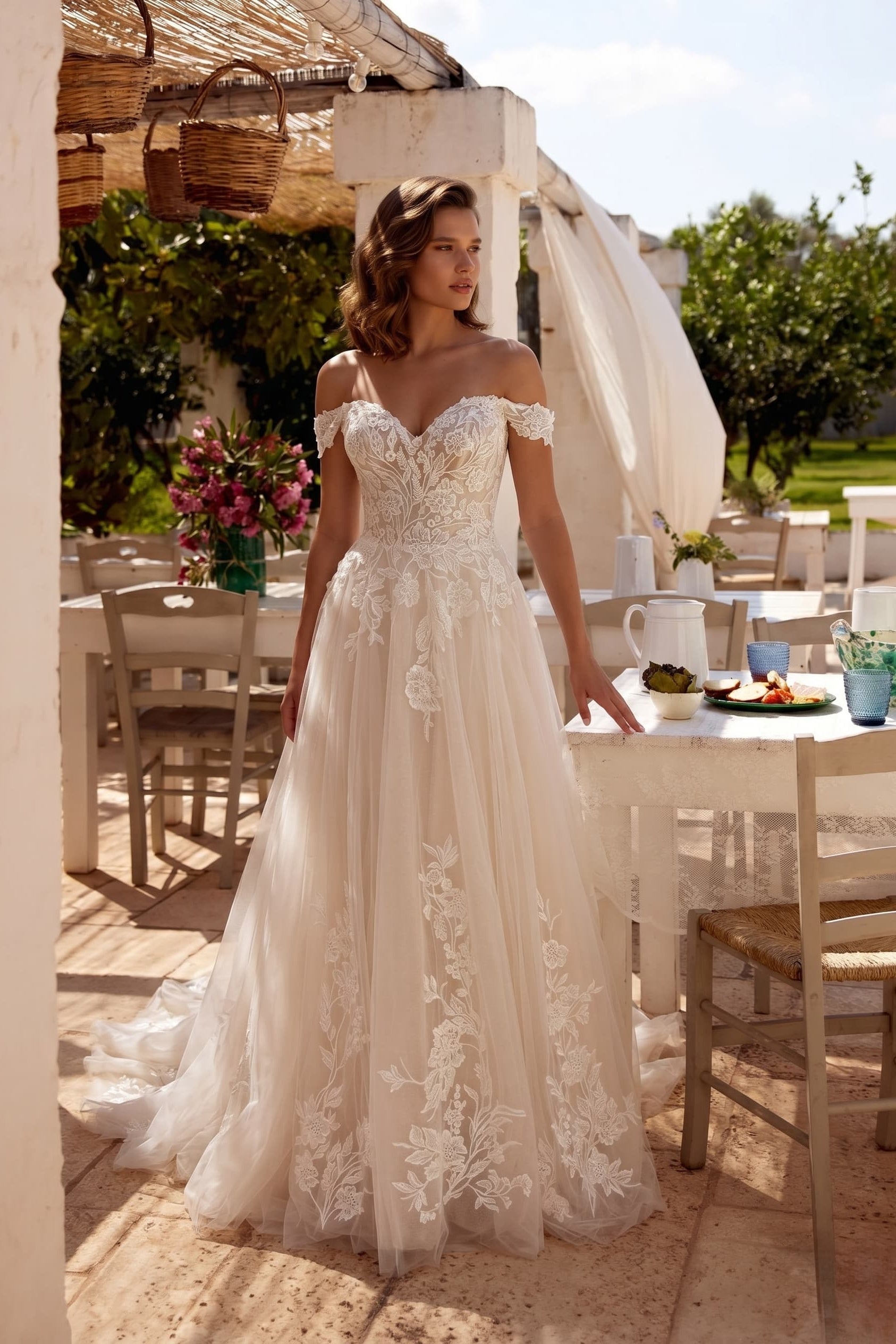Elegant A Line Chapel Train Lace Tulle Wedding Dress Wedding Dress