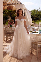 Elegant A Line Chapel Train Lace Tulle Wedding Dress Wedding Dress