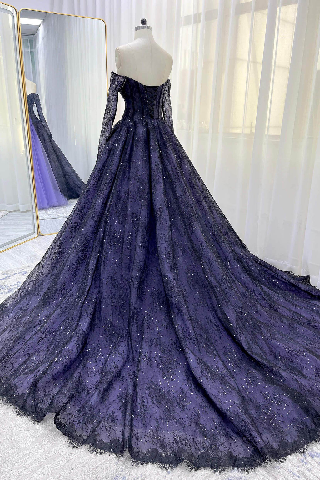 Elegant A Line Chapel Train Sequined Lace Tulle Wedding Dress Wedding Dress