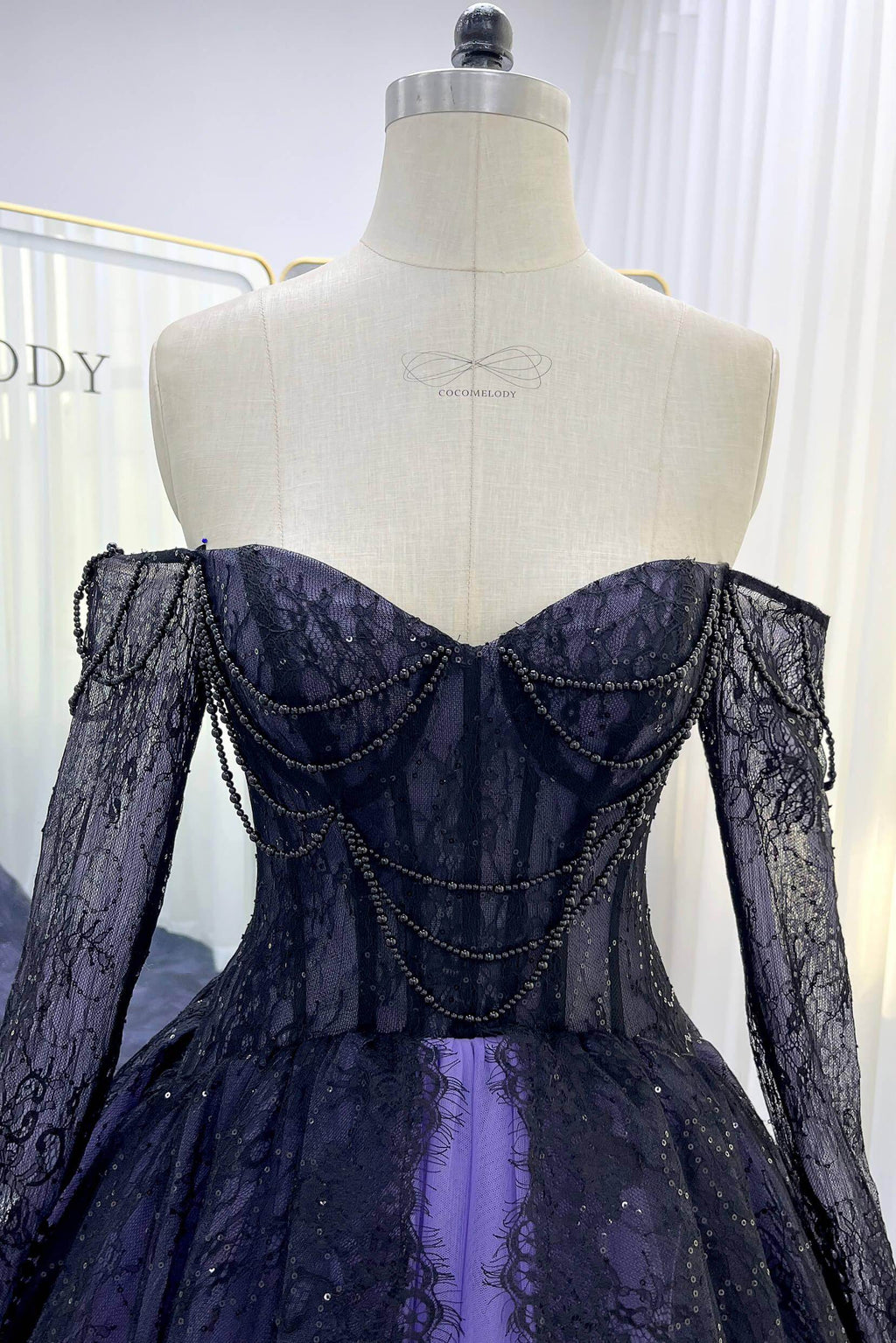 Elegant A Line Chapel Train Sequined Lace Tulle Wedding Dress Wedding Dress