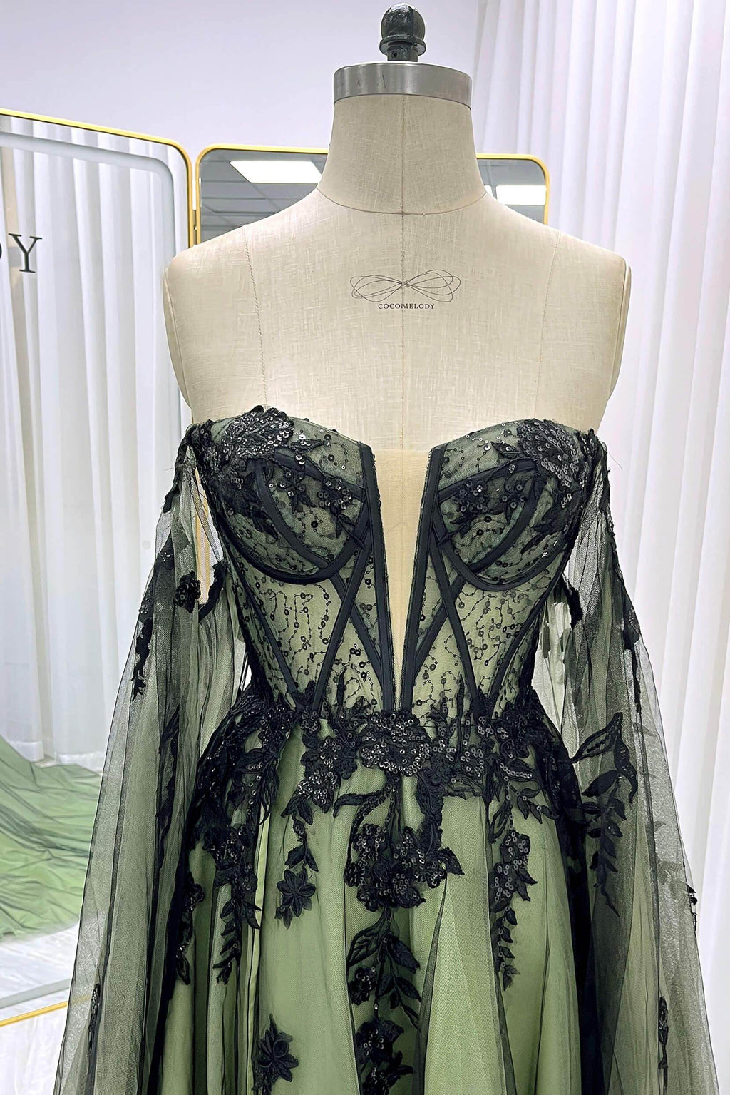 Elegant A Line Court Train Sequined Lace Tulle Wedding Dress Wedding Dress