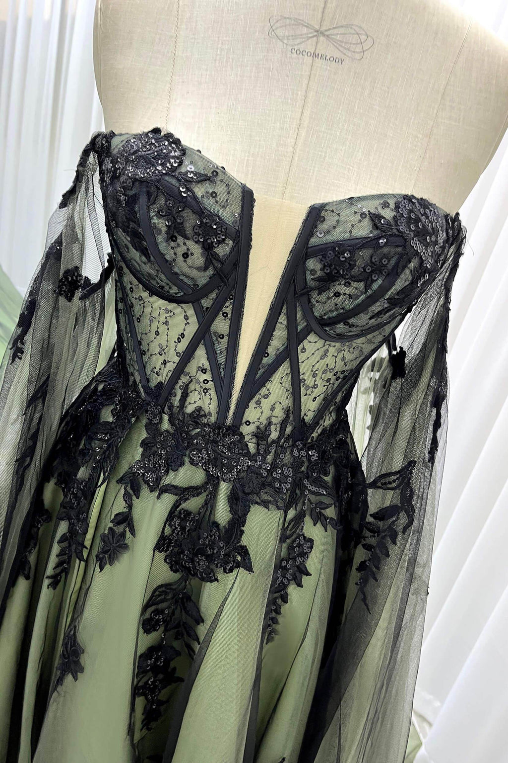 Elegant A Line Court Train Sequined Lace Tulle Wedding Dress Wedding Dress