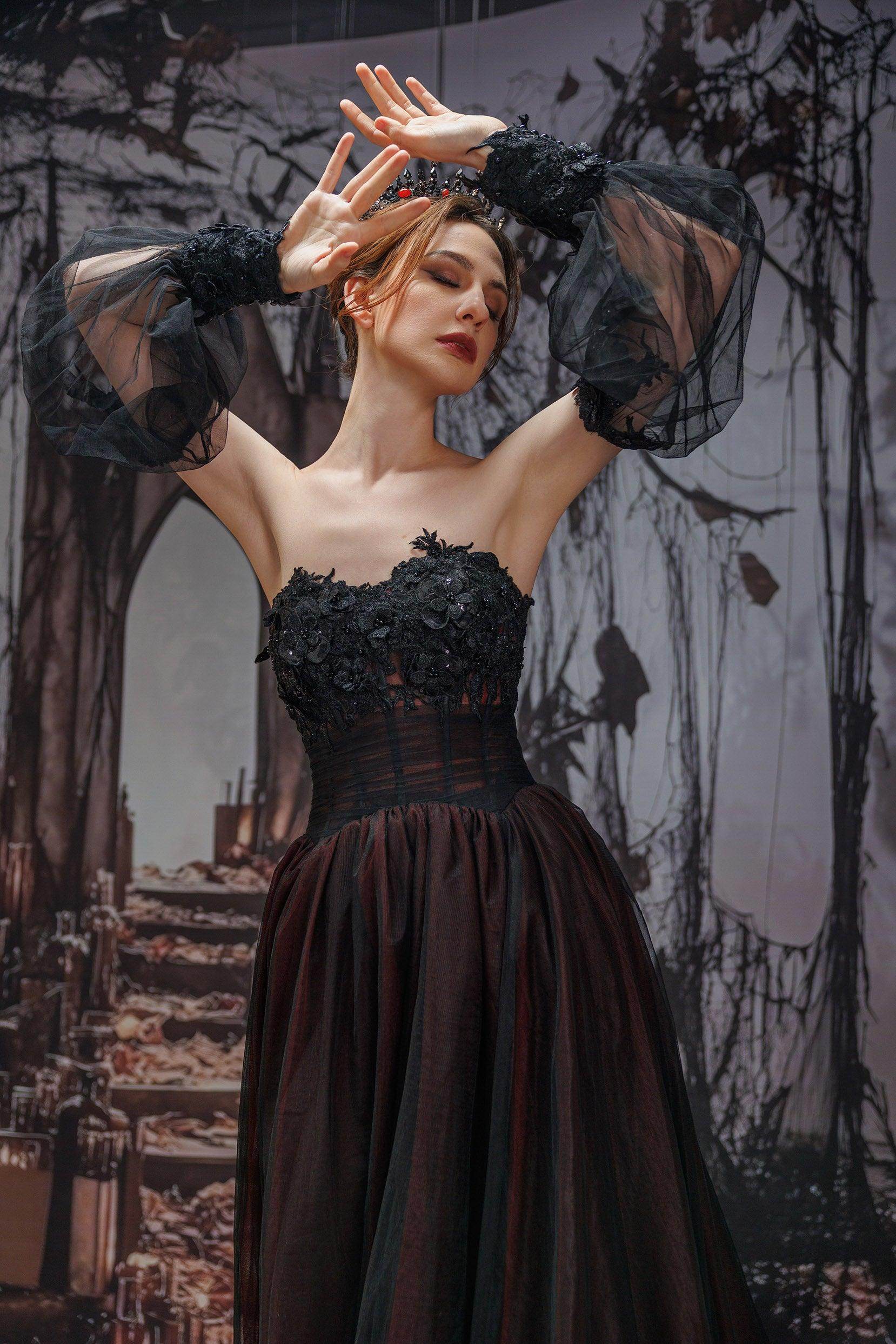 Elegant A Line Chapel Train Lace Tulle Wedding Dress Wedding Dress