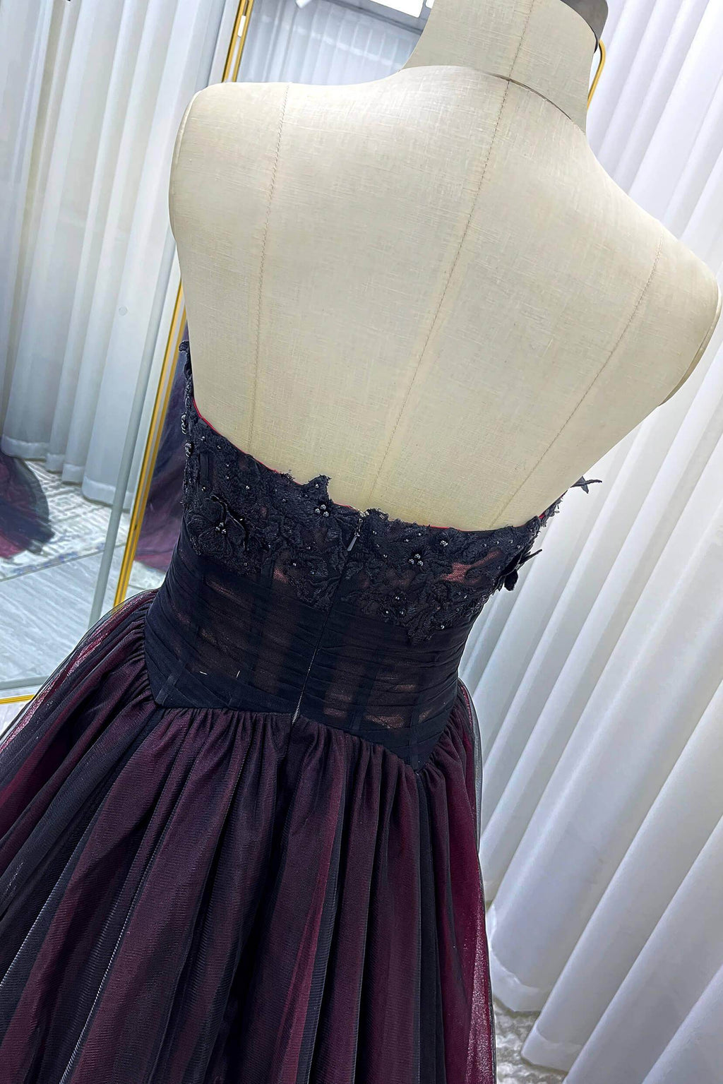 Elegant A Line Chapel Train Lace Tulle Wedding Dress Wedding Dress