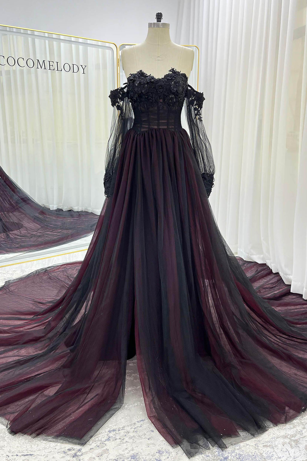 Elegant A Line Chapel Train Lace Tulle Wedding Dress Wedding Dress