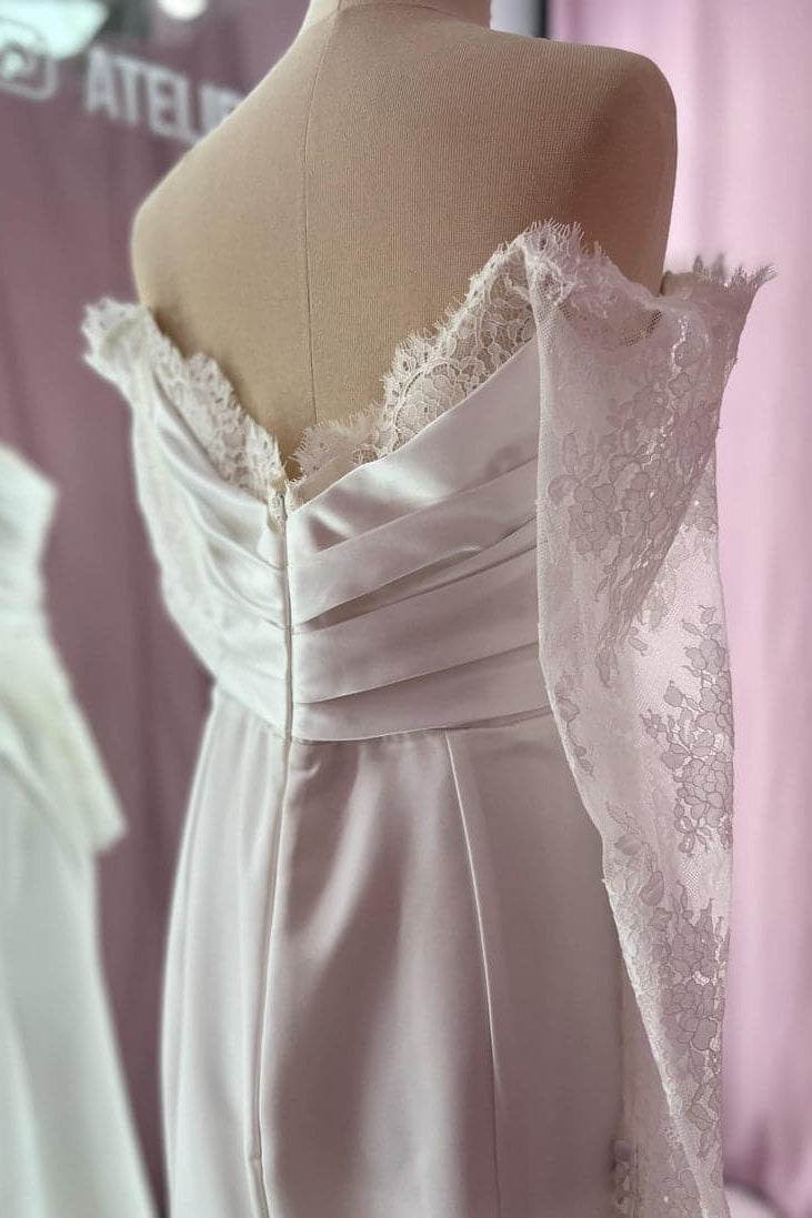Elegant Mermaid Sweep Brush Train Lace Satin Wedding Dress Wedding Dress