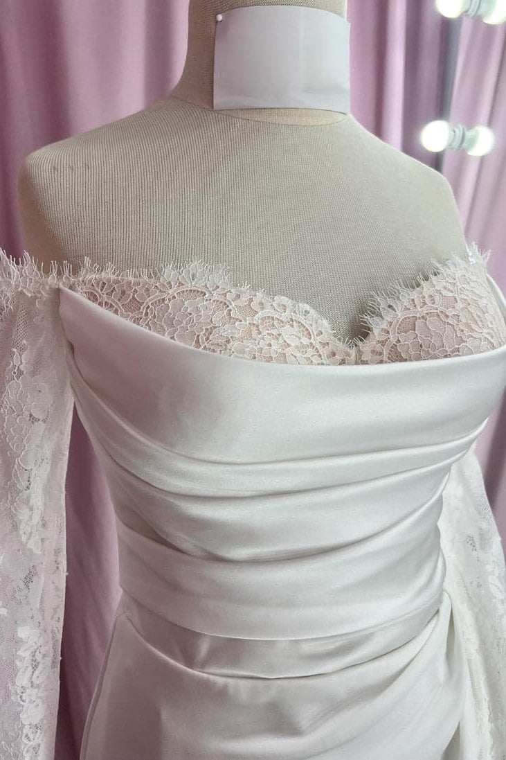 Elegant Mermaid Sweep Brush Train Lace Satin Wedding Dress Wedding Dress