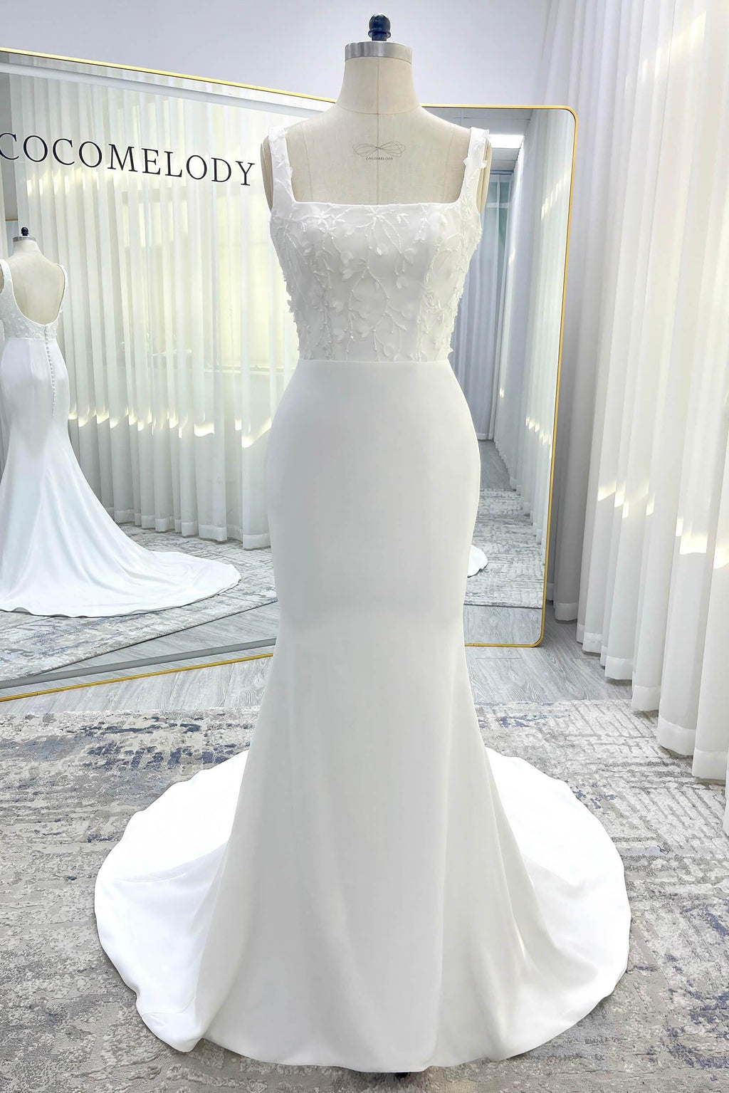 Elegant Trumpet Mermaid Court Train Stretch Satin Wedding Dress Wedding Dress