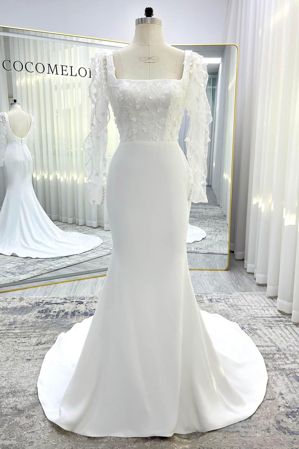 Elegant Trumpet Mermaid Court Train Stretch Satin Wedding Dress Wedding Dress