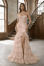 Red Lace Mermaid Evening Dress with Sweetheart Neckline and Pleated Detail
