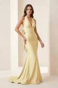 Petronella Rue Yellow front view prom dress