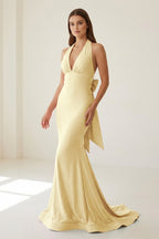 Petronella Rue Yellow side view prom dress