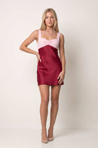 Burgundy Ruched Sweetheart Sheath Satin Homecoming Dress